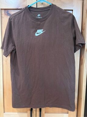 Nike chocolate Brown Logo crewneck T-Shirt extra large XL